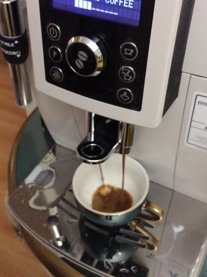 德隆咖啡机使用说明书_我爱咖啡失败,最易上手的美国第一咖啡书_扎啤机使用卡扣怎么使用