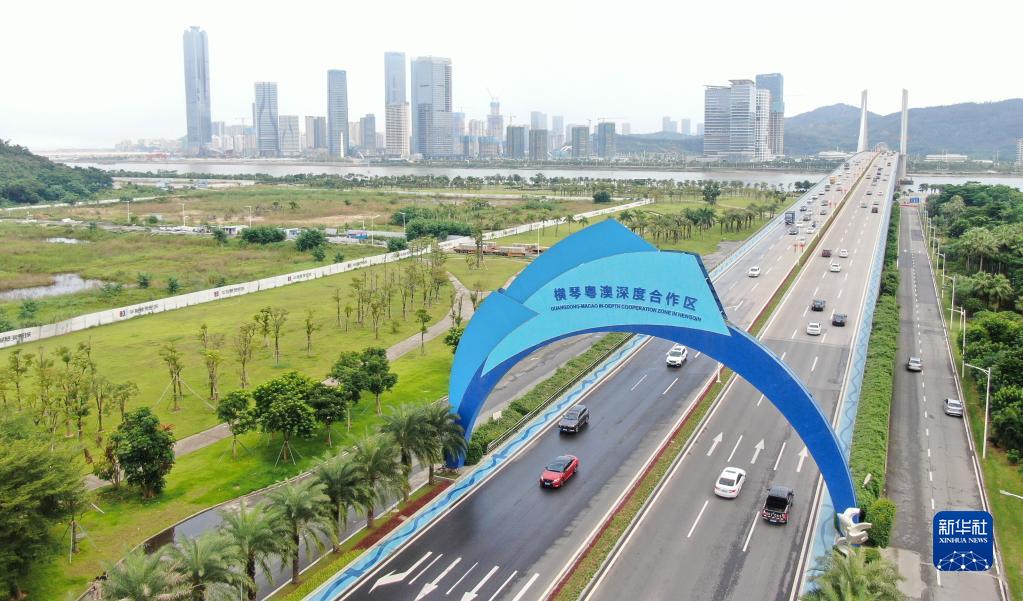 这是2021年9月17日拍摄的横琴大桥（无人机照片）。新华社记者 邓华 摄