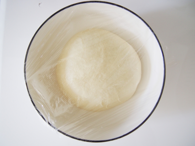中筋面粉 面包_用凯伍德厨师机制作面包食谱_松下面包机用什么面粉
